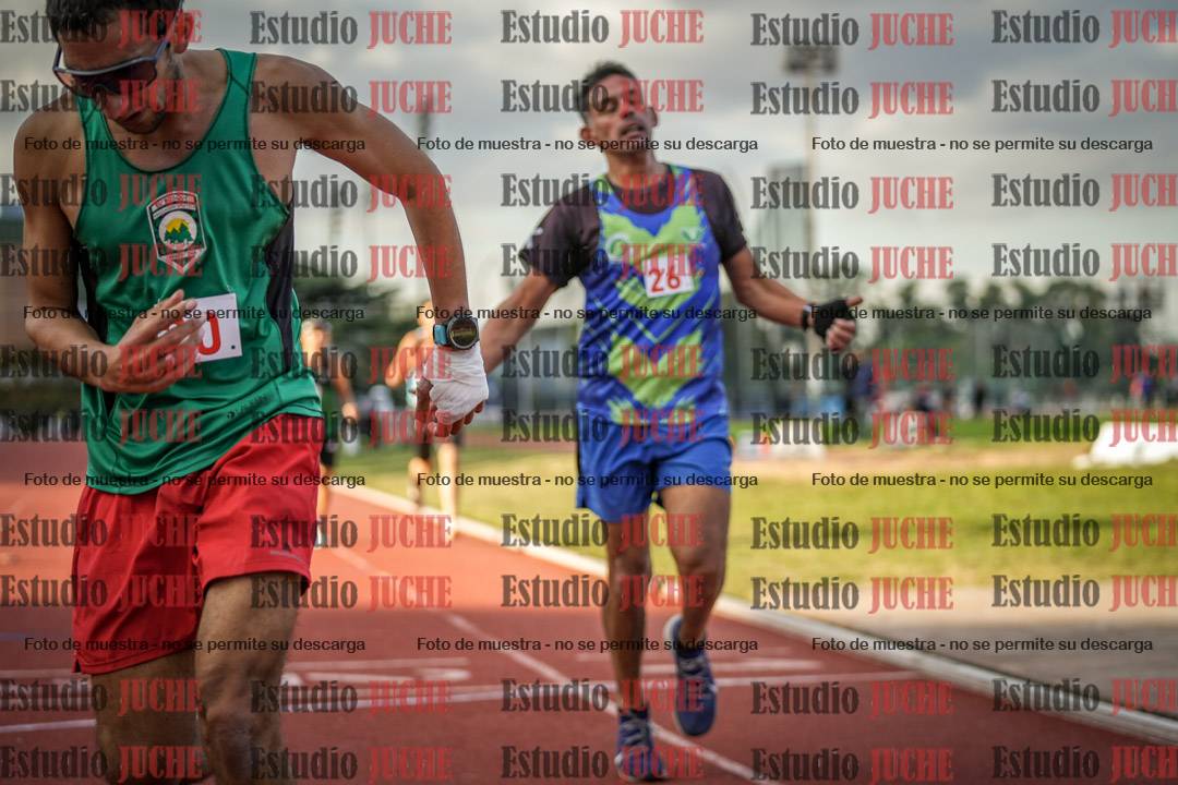 Fotos de los 1500 m llanos de varones