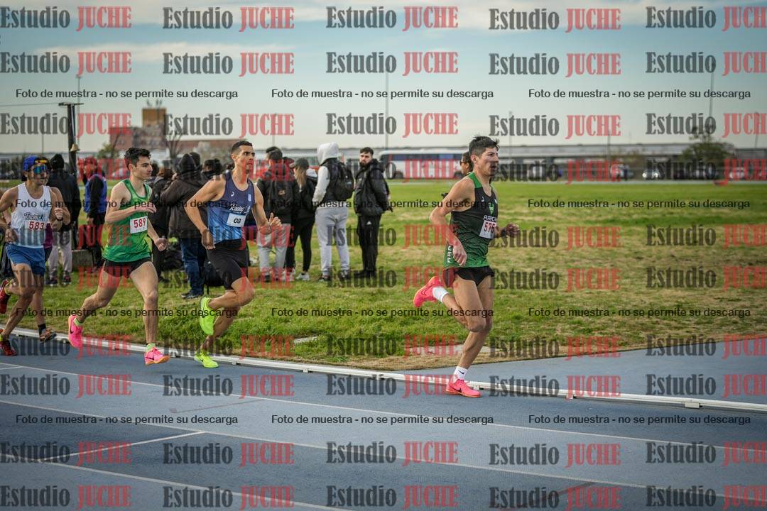 Fotos de los 1500 m llanos de varones