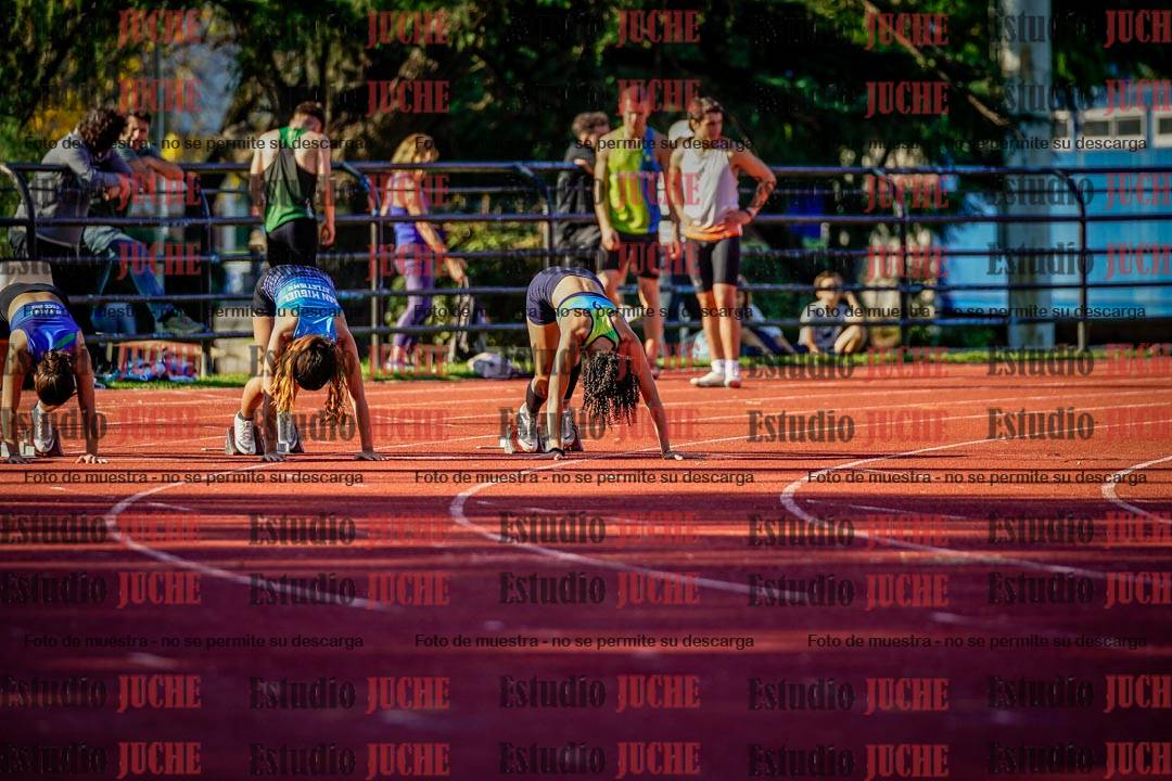 Fotos de los 100 m llanos de mujeres - FINAL