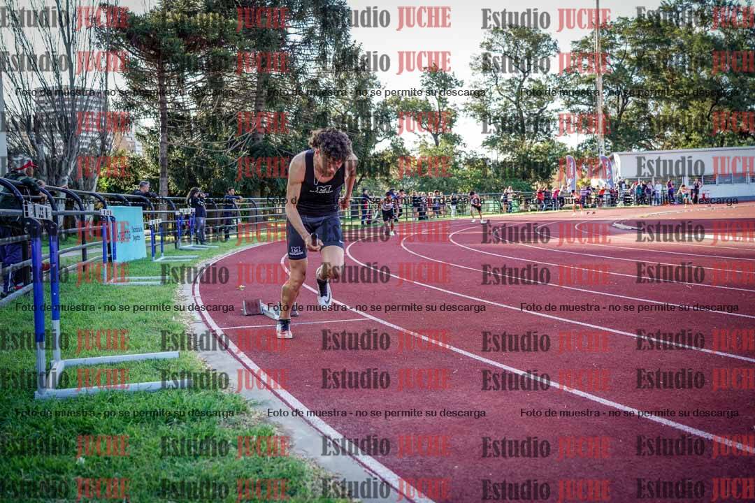 Fotos de las Postas 4x400 m de varones