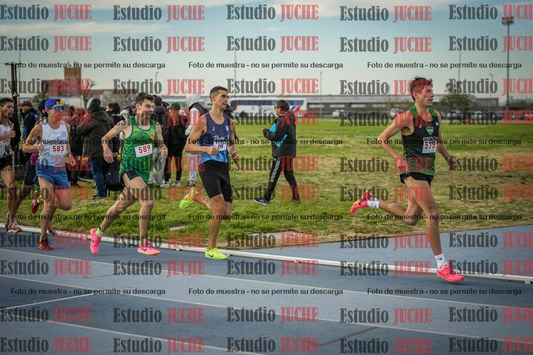 Fotos de los 1500 m llanos de varones