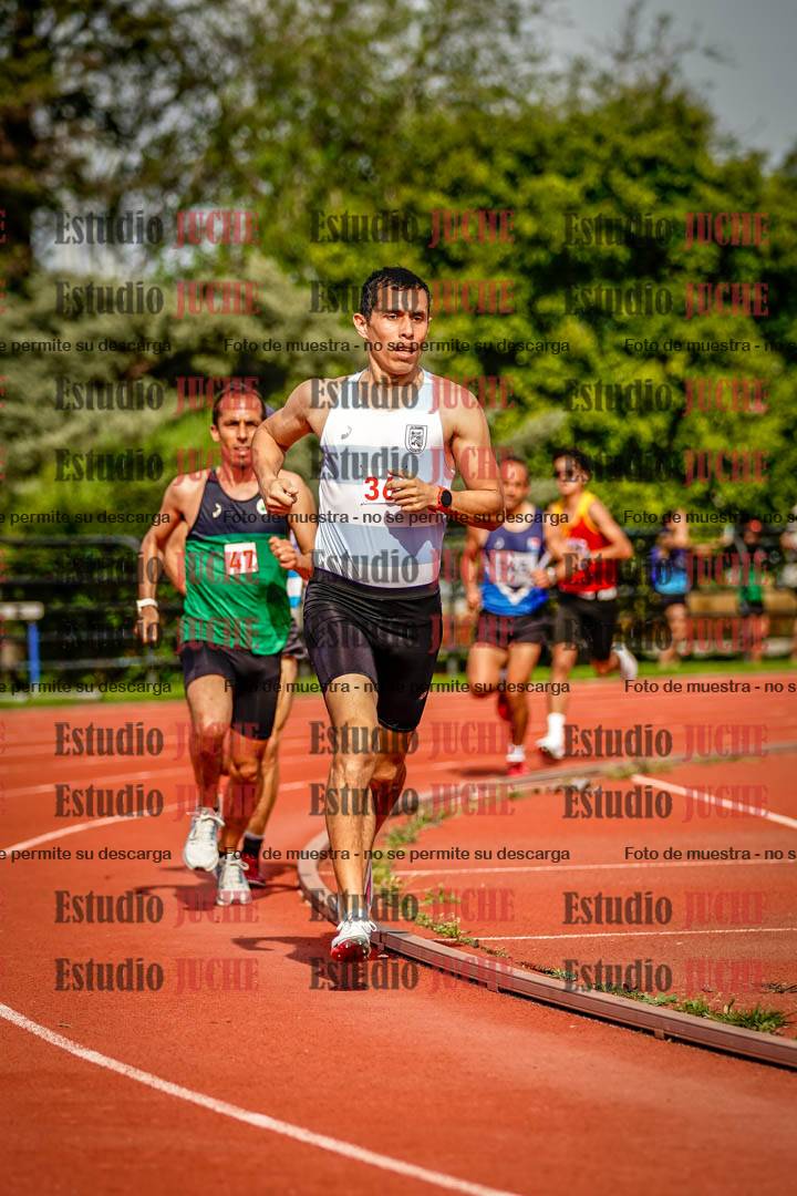 Fotos de los 3000 m llanos de varones