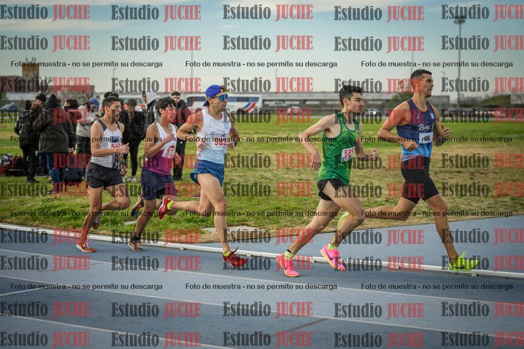 Fotos de los 1500 m llanos de varones