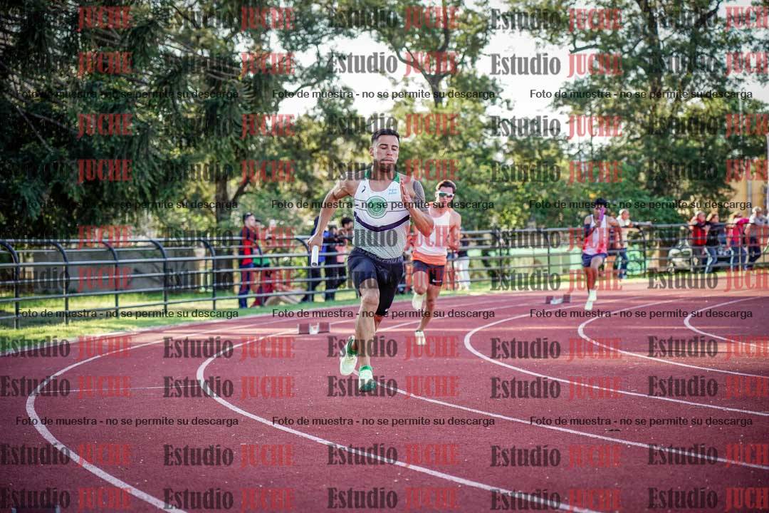 Fotos de las Postas 4x400 m de varones