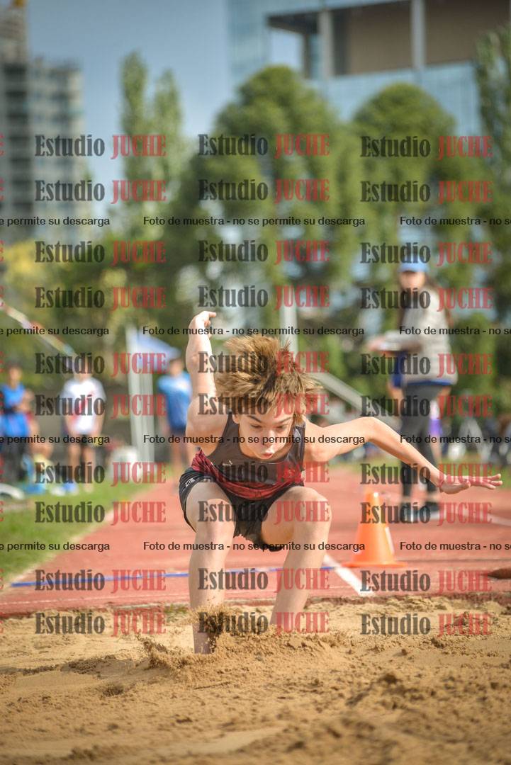 Fotos del salto en largo - varones U16
