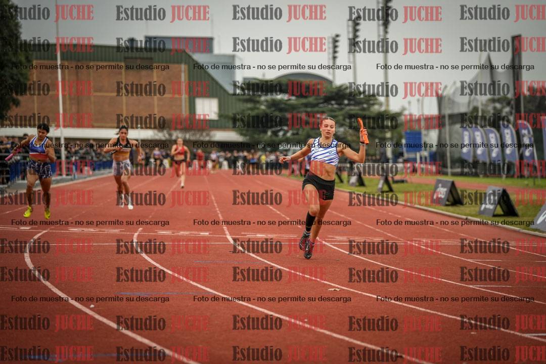 Fotos de las postas 4x100 m llanos de mujeres