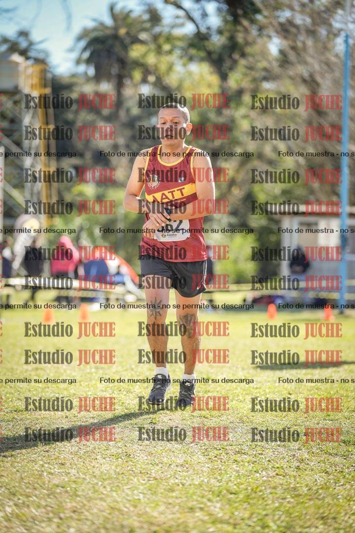 Fotos de la llegada del cross de 8000 m