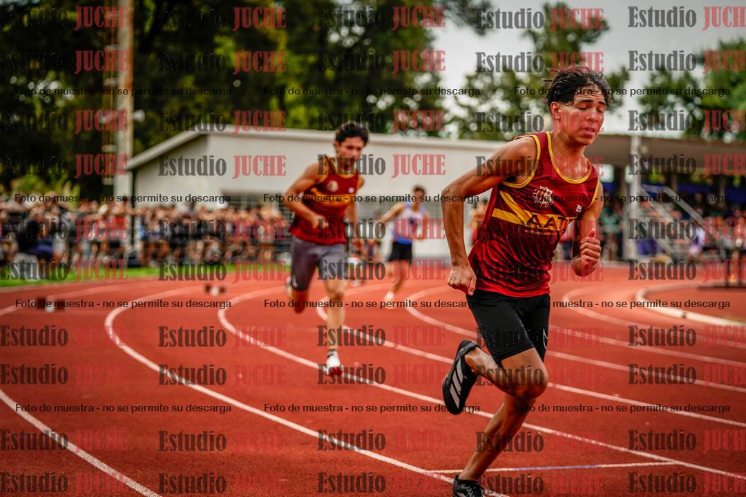 Fotos de los 400 m llanos de varones