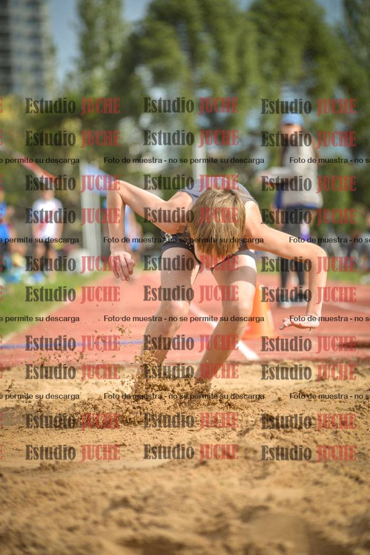 Fotos del salto en largo - varones U16