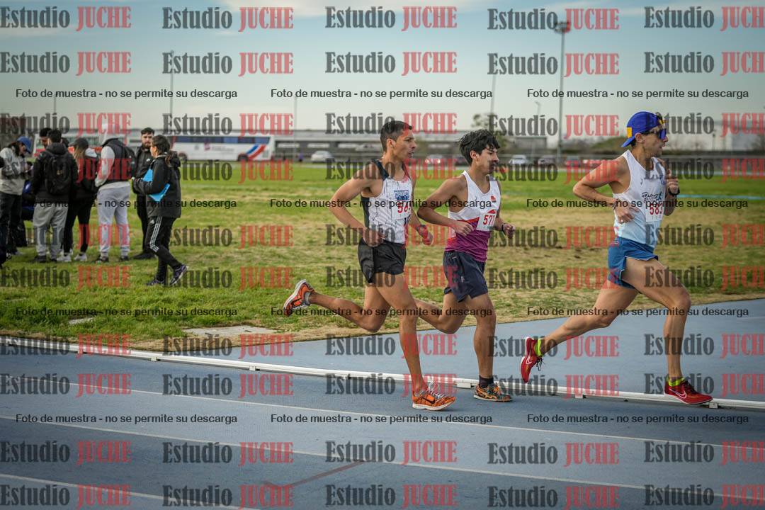 Fotos de los 1500 m llanos de varones