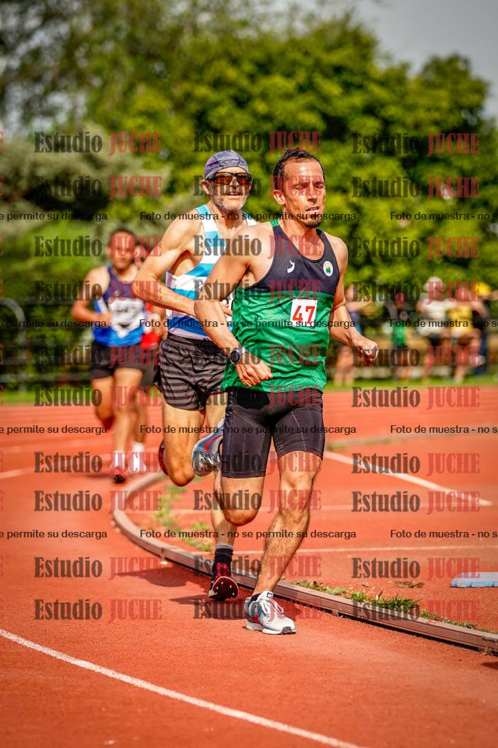 Fotos de los 3000 m llanos de varones