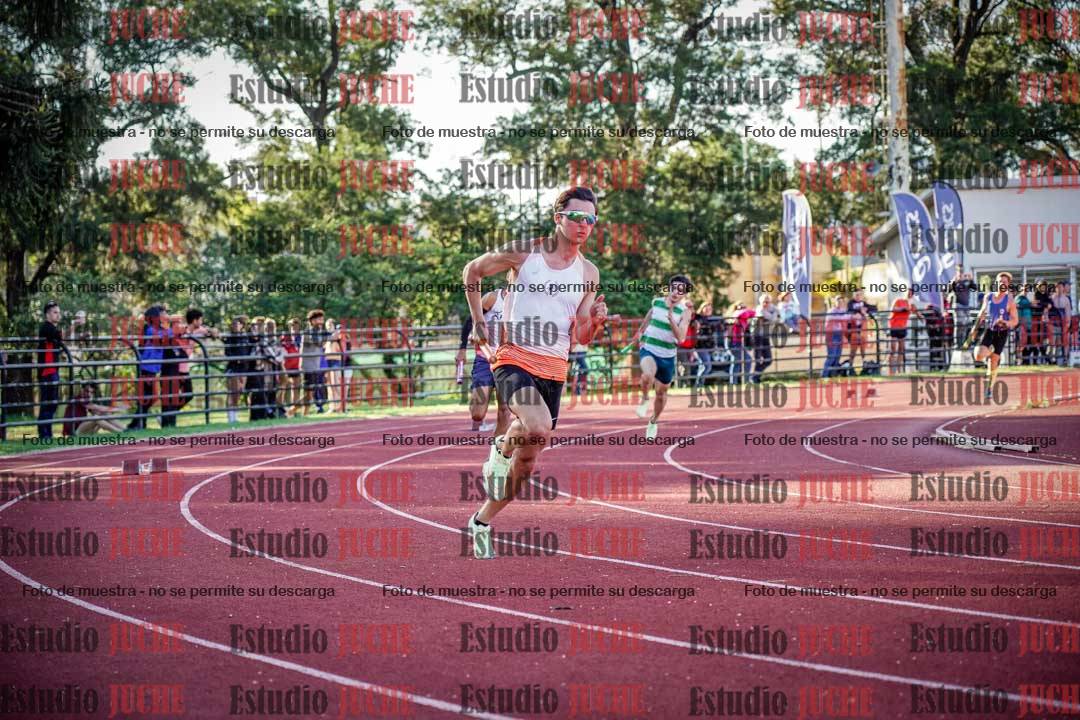 Fotos de las Postas 4x400 m de varones