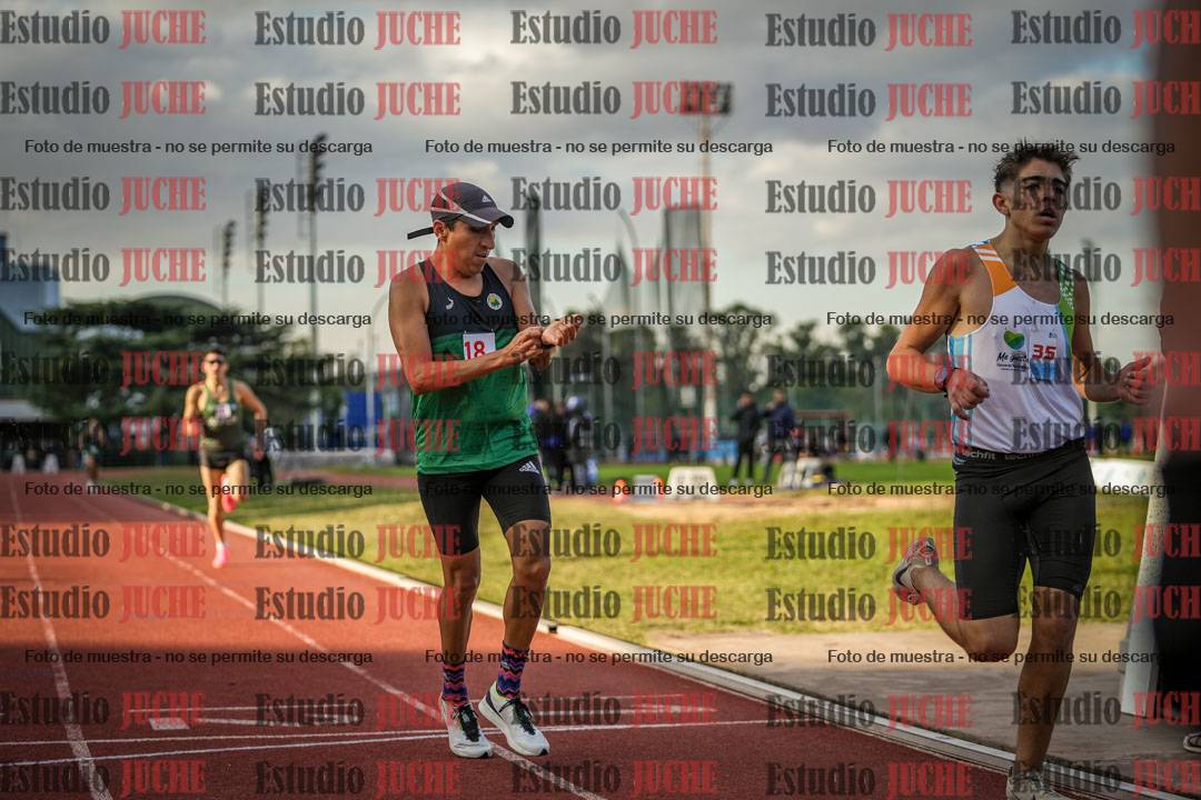 Fotos de los 1500 m llanos de varones