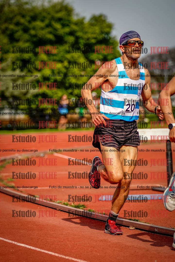 Fotos de los 3000 m llanos de varones