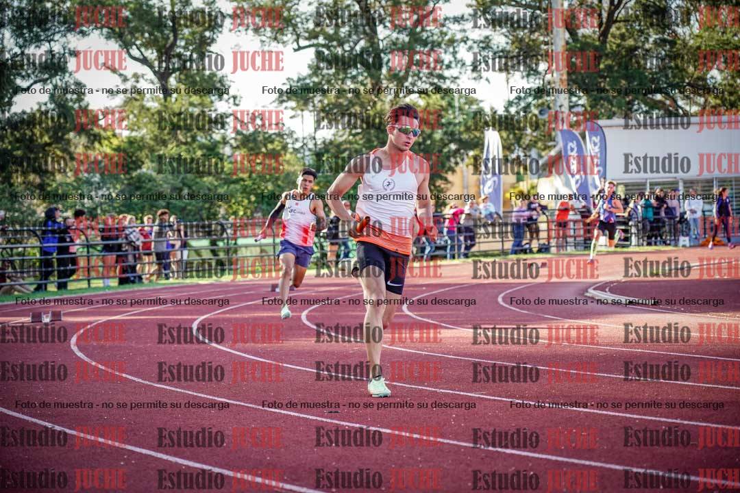 Fotos de las Postas 4x400 m de varones