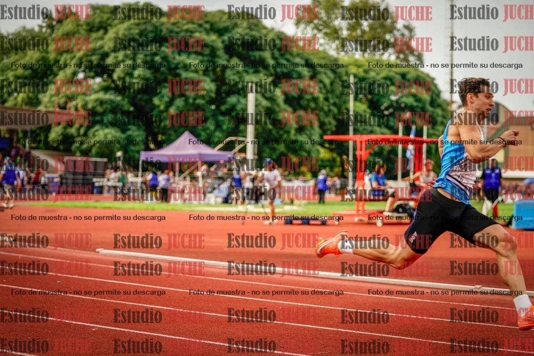 Fotos de los 400 m llanos de varones