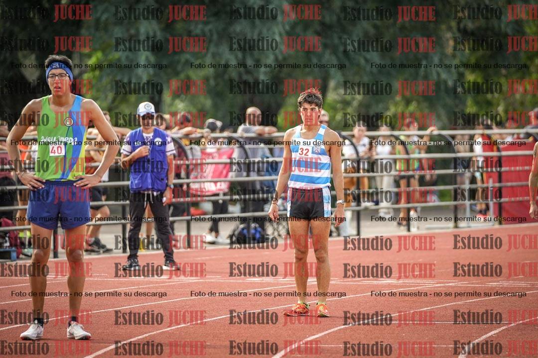 Fotos de los 800 m llanos de varones