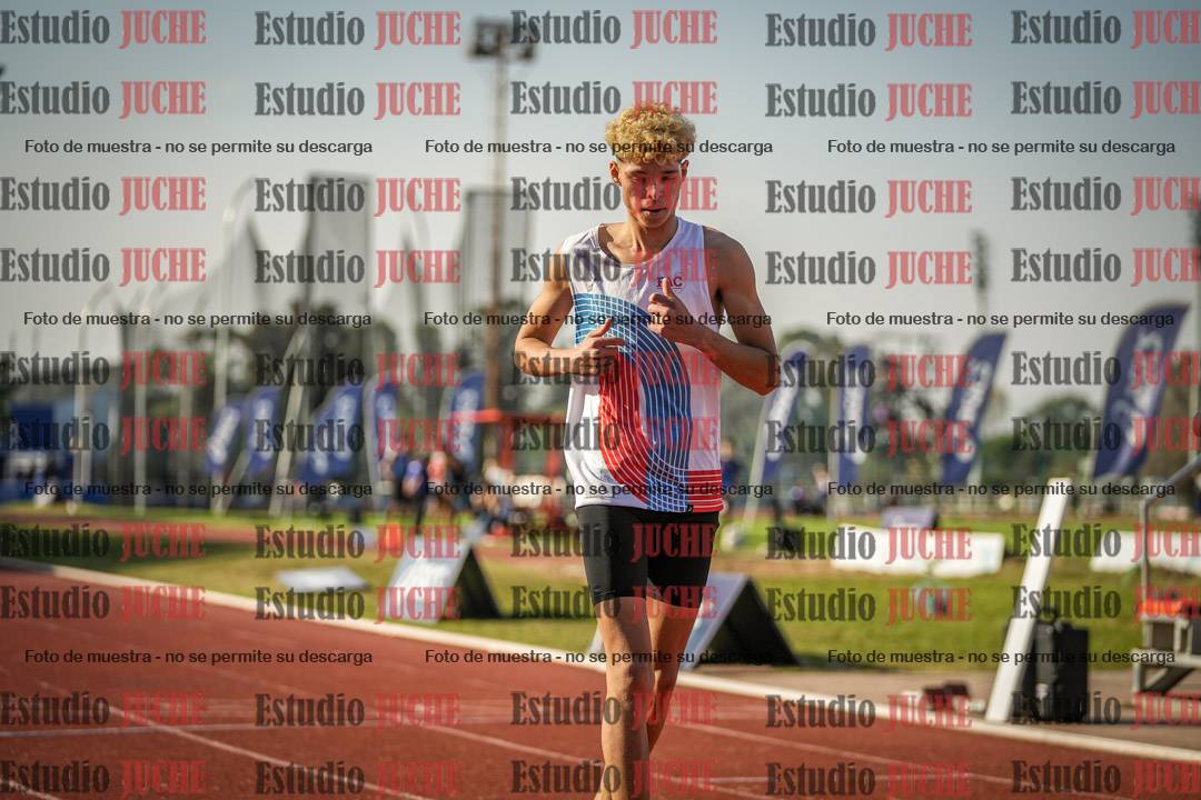 Fotos de los 400 m con vallas de varones
