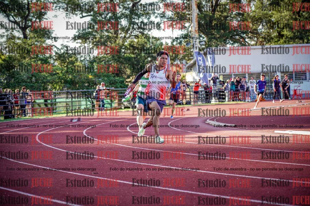 Fotos de las Postas 4x400 m de varones