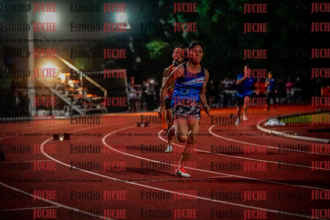 Fotos de las postas 4x100 m mixtas