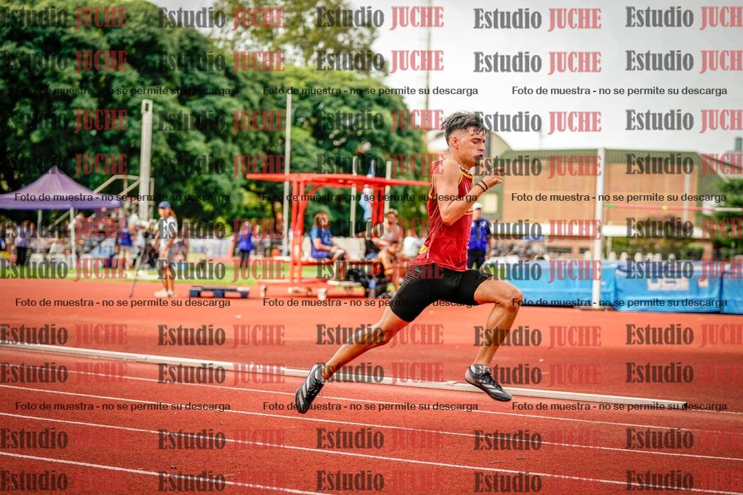 Fotos de los 400 m llanos de varones
