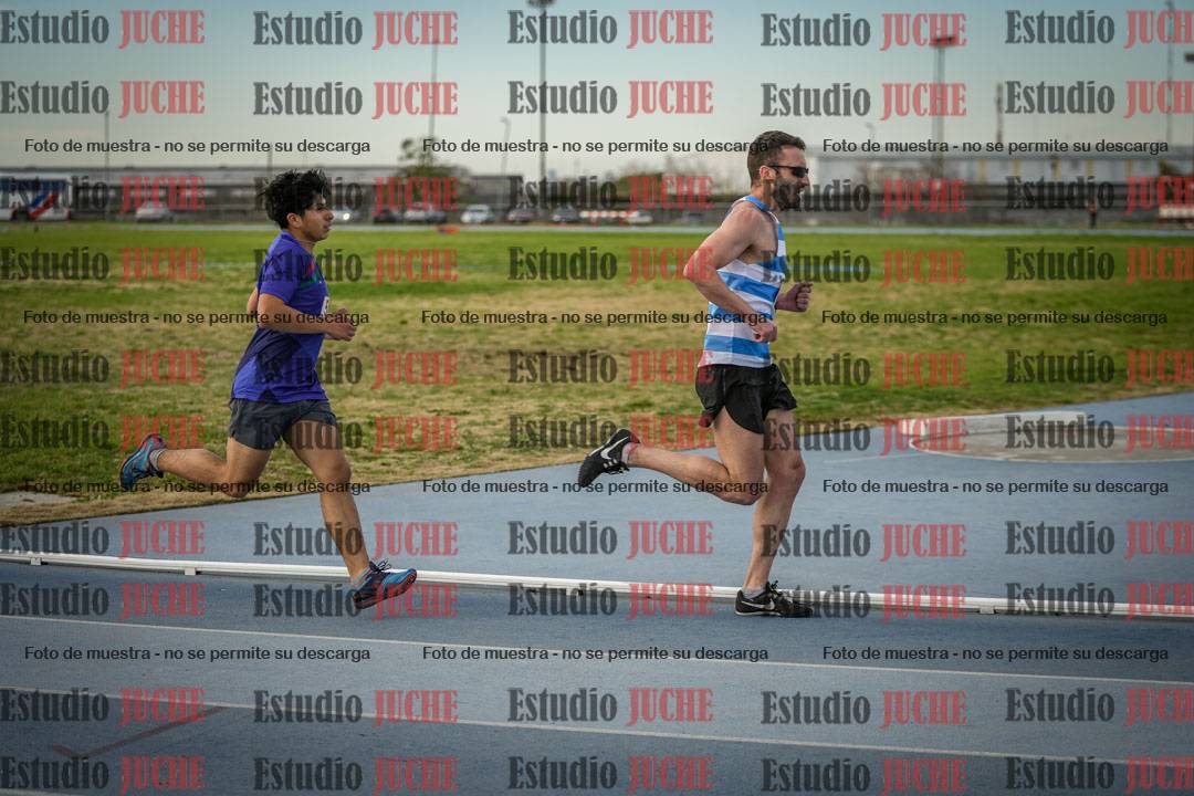 Fotos de los 1500 m llanos de varones
