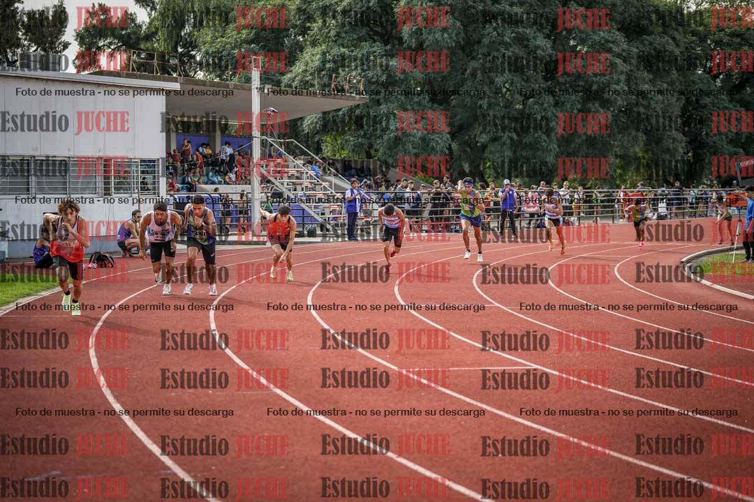 Fotos de los 800 m llanos de varones