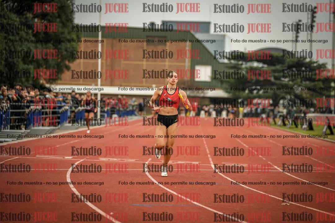 Fotos de las postas 4x100 m llanos de mujeres