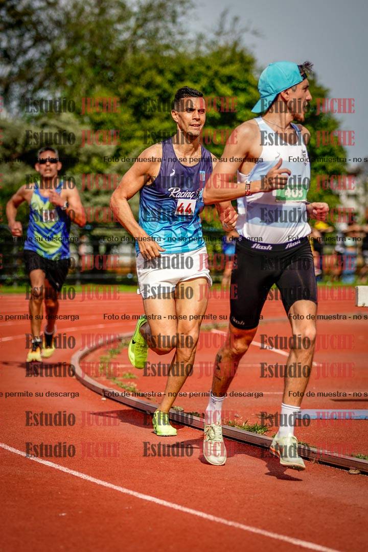 Fotos de los 3000 m llanos de varones