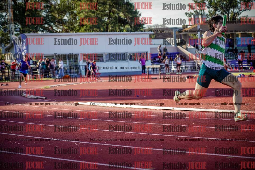 Fotos de las Postas 4x400 m de varones