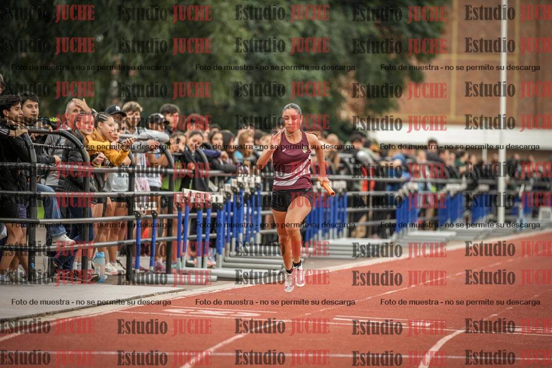Fotos de las postas 4x100 m llanos de mujeres