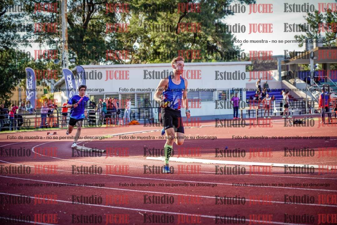 Fotos de las Postas 4x400 m de varones