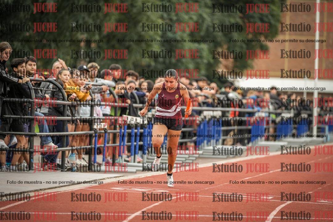 Fotos de las postas 4x100 m llanos de mujeres