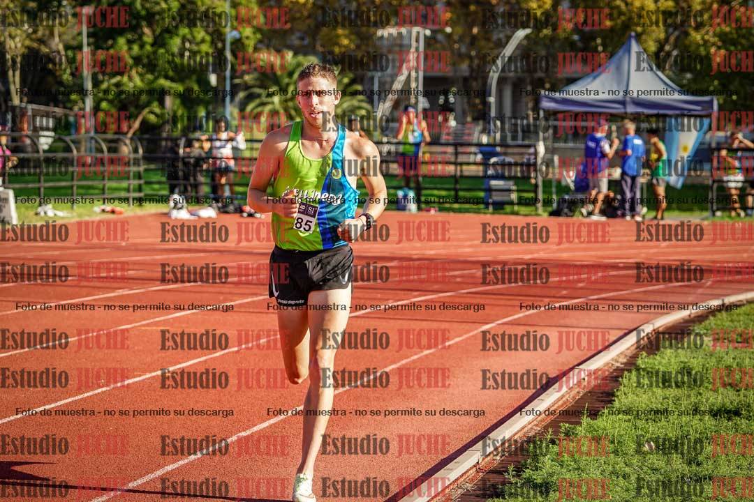 Fotos de los 3000 m llanos de varones