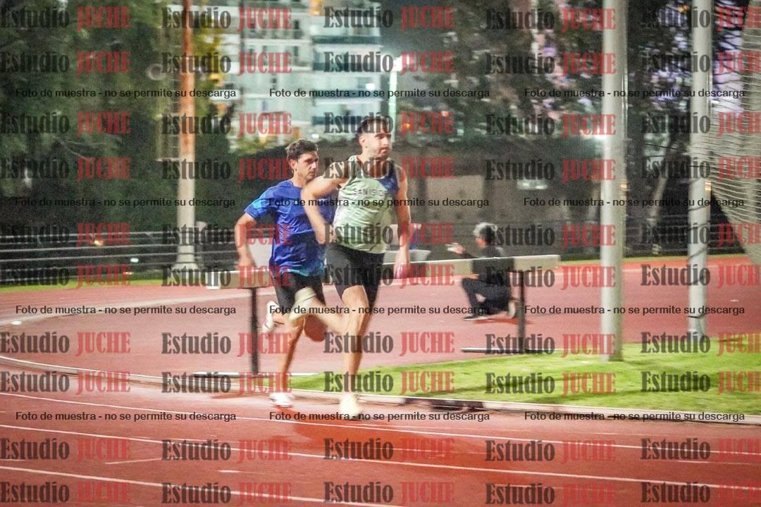 Fotos de las postas 4x100 m mixtas