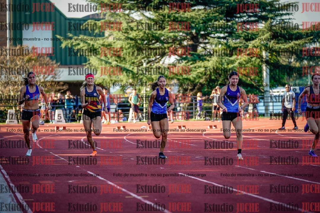 Fotos de los 100 m llanos de mujeres - FINAL