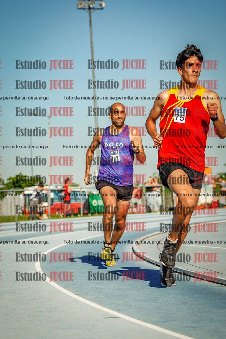 Fotos de los 3000 m llanos de varones