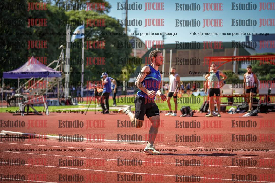 Fotos de los 400 m llanos de varones