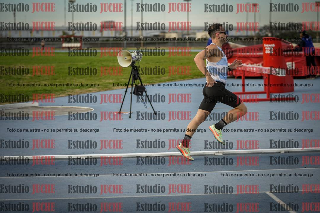 Fotos de los 1500 m llanos de varones