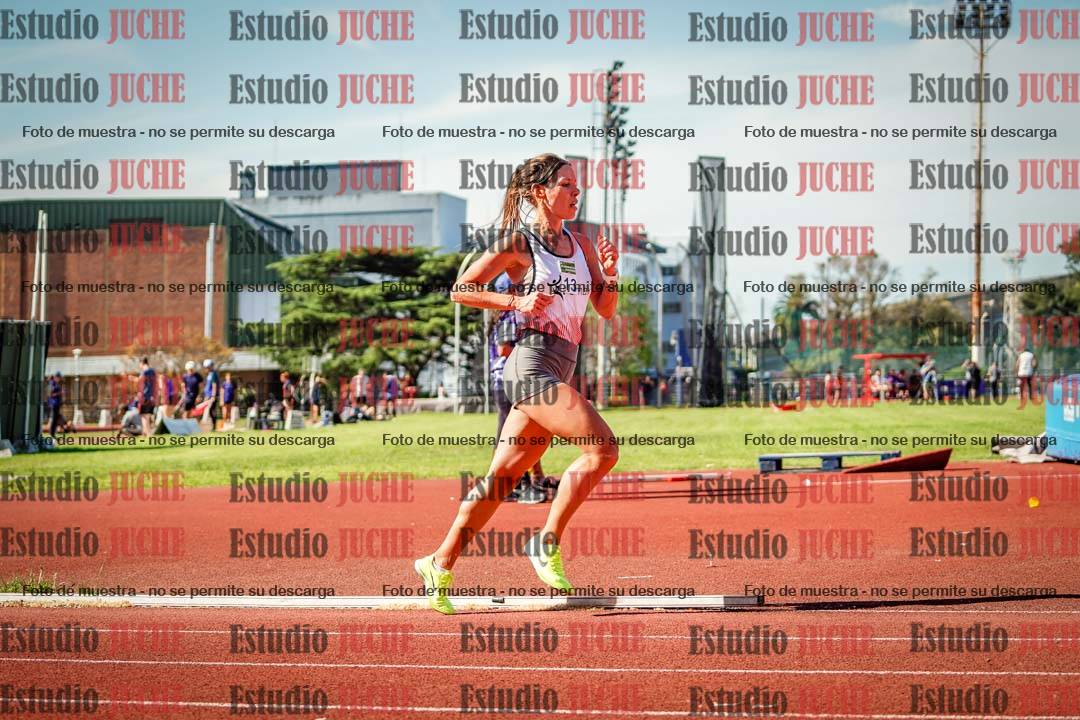 Fotos de los 5000 m llanos de mujeres y varones