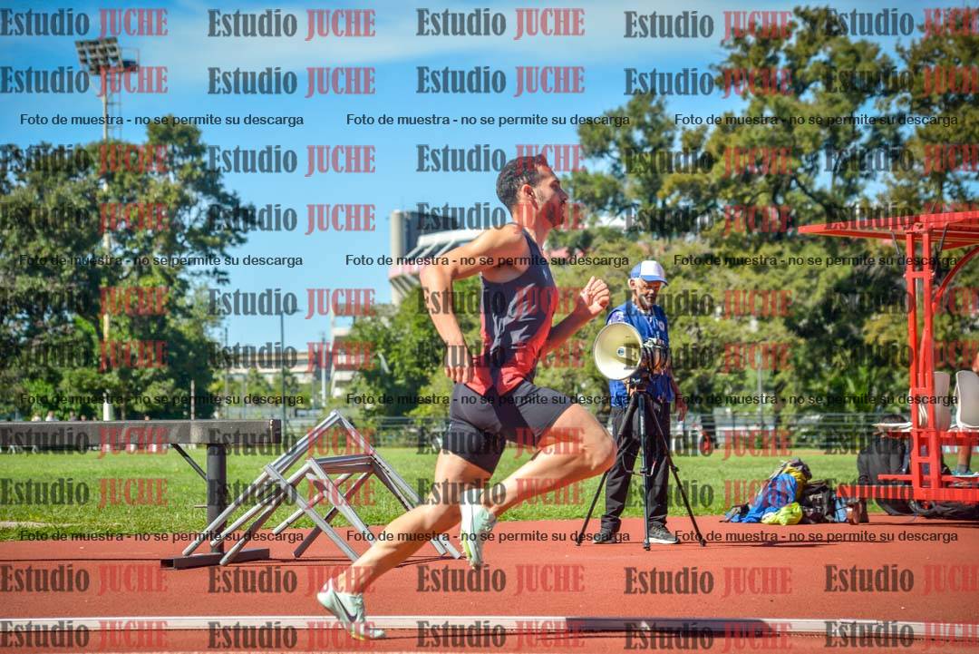Fotos de los 400 m llanos de varones