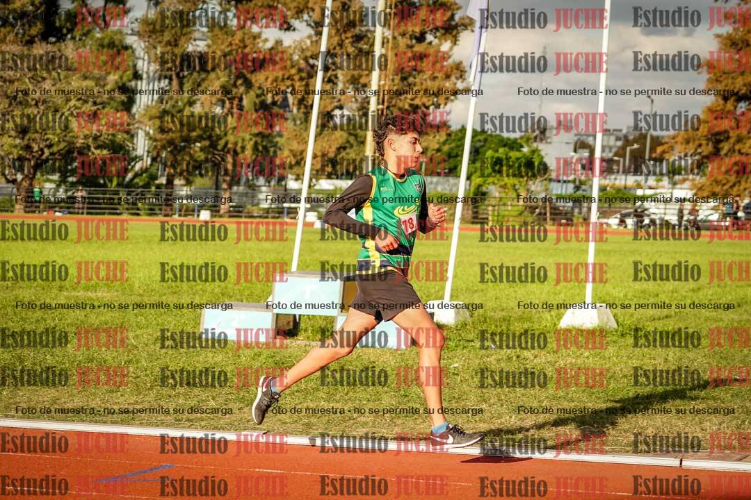 Fotos de los 1500 m llanos de varones