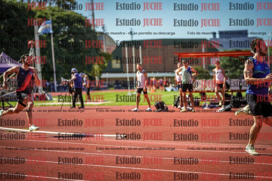 Fotos de los 400 m llanos de varones