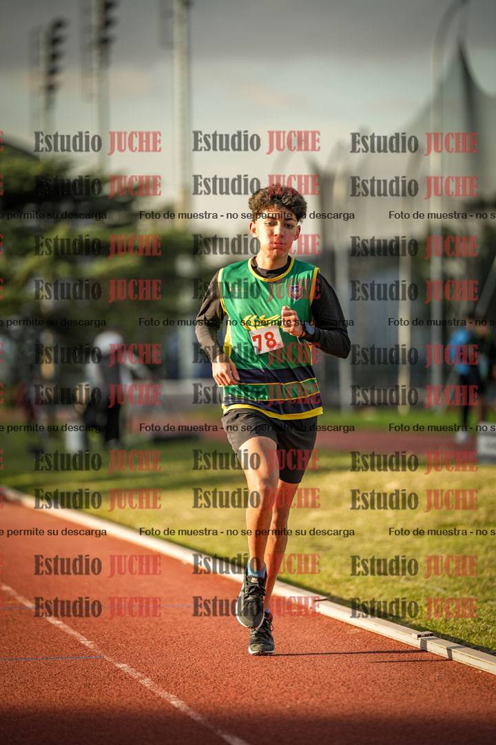 Fotos de los 1500 m llanos de varones