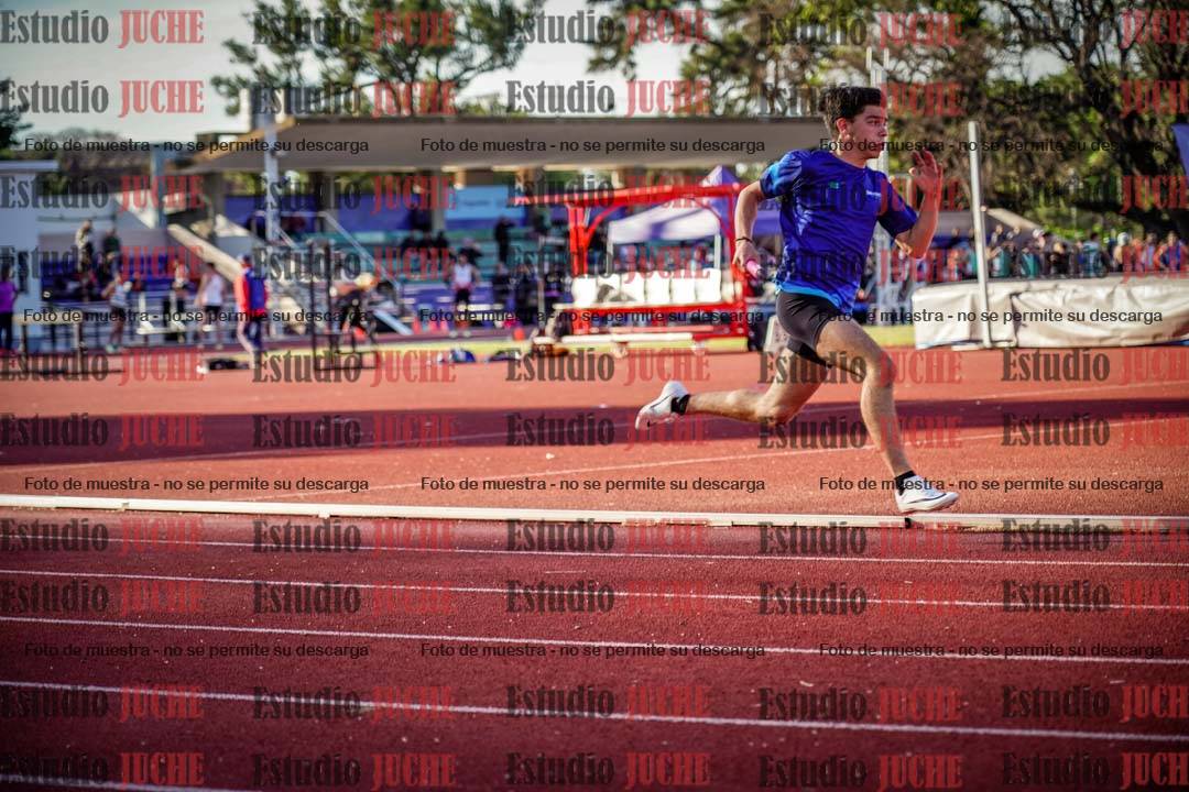 Fotos de las Postas 4x400 m de varones