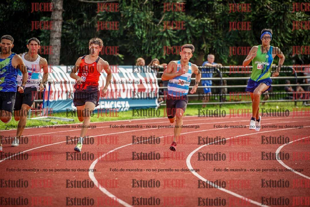 Fotos de los 800 m llanos de varones