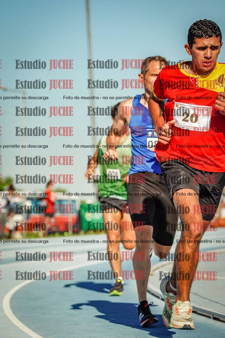 Fotos de los 3000 m llanos de varones