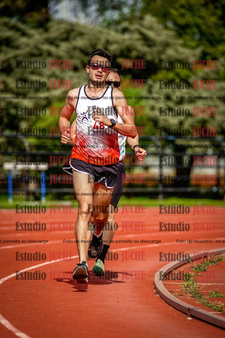 Fotos de los 3000 m llanos de varones