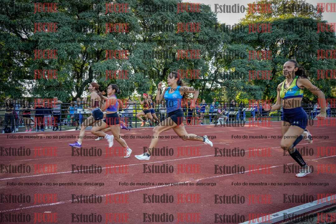Fotos de los 100 m llanos de mujeres - FINAL