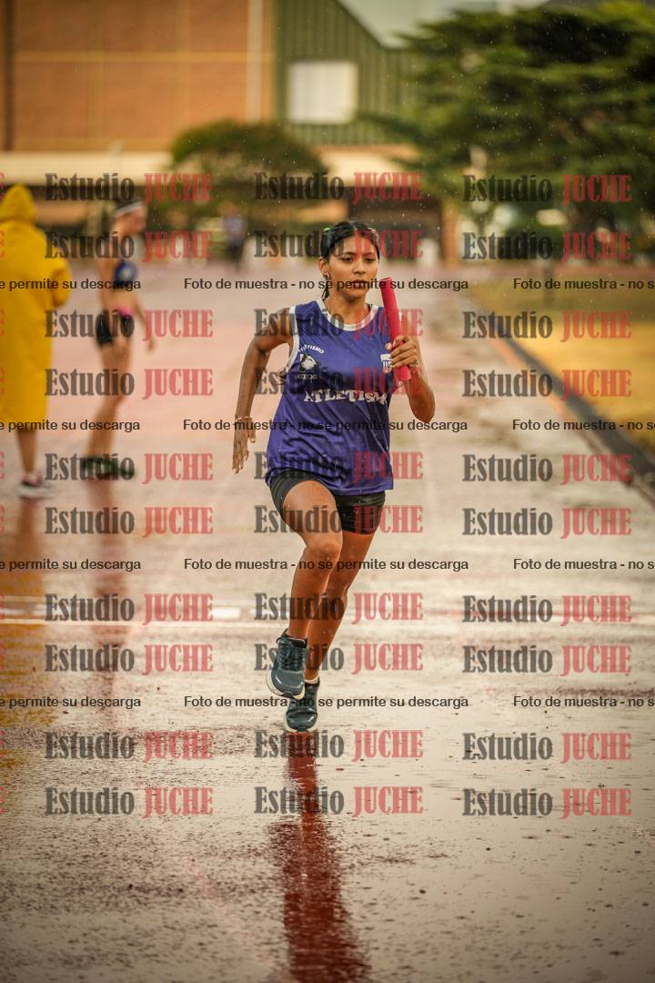 Fotos de las Postas 4x400 m de mujeres